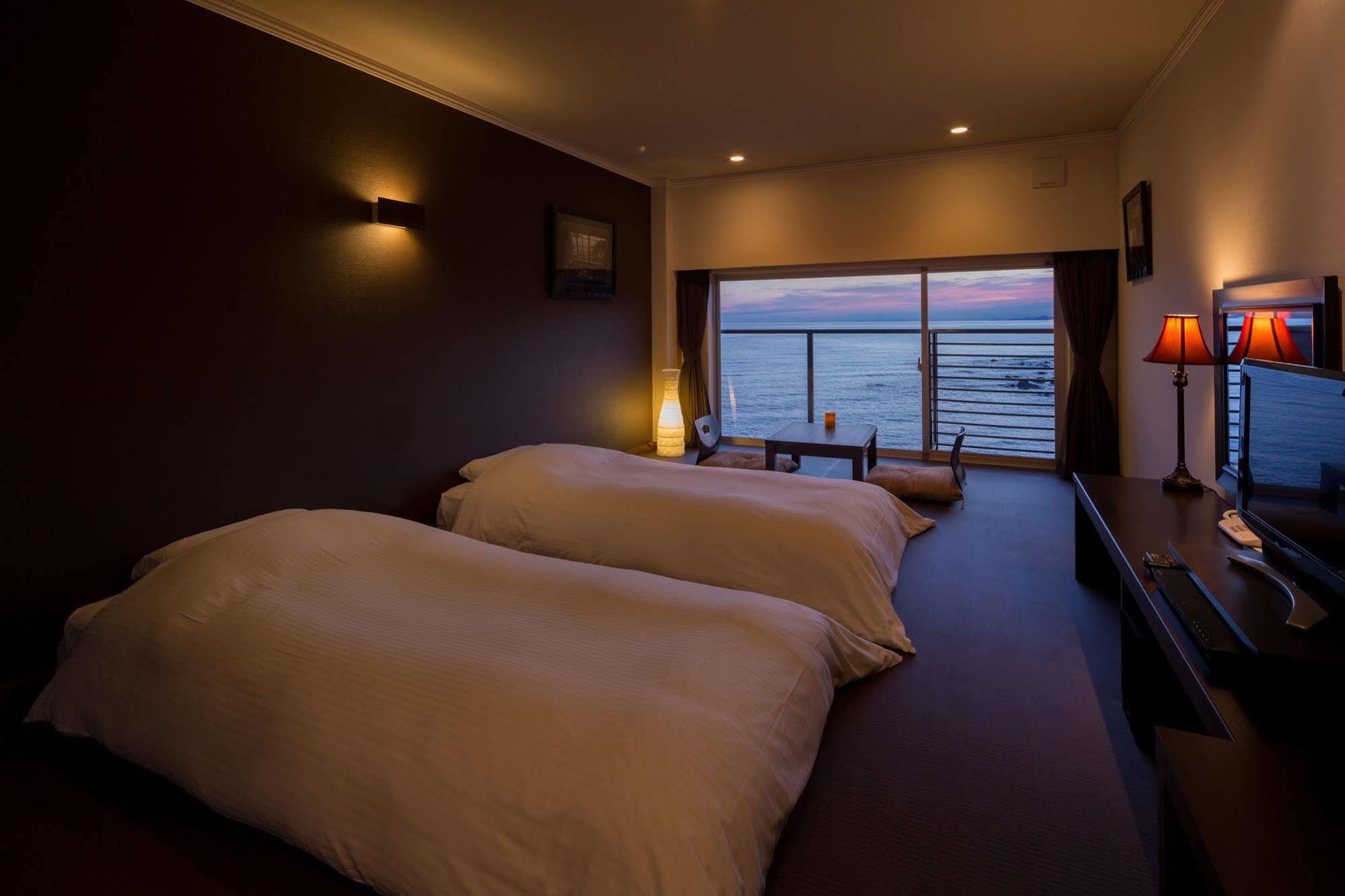 Hioki Ocean Resort Eguchiya מראה חיצוני תמונה